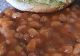 The Best Vegan Combo – Avocado and Beans